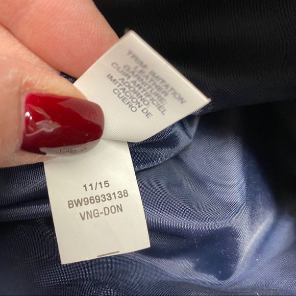 Tommy Hilfiger red striped canvas cosmetics bag - Picture 9 of 10